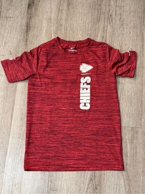 Nike Kids Red Heather Chiefs Graphic Tee